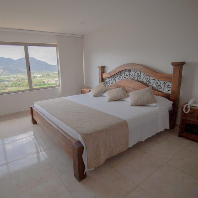 Habitacion-amplia-con-vista-a-la-naturaleza